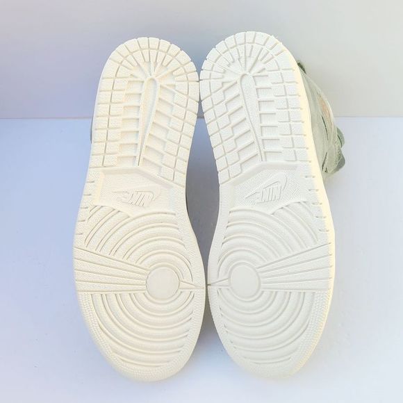 NEW Nike Air Jordan 1 Retro High Zip Shoes - Picture 7 of 7